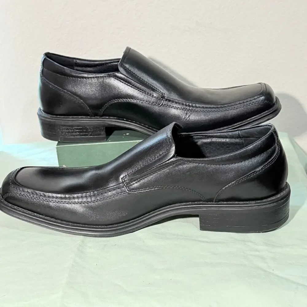 G H Bass & Co Alberta black leather slip-on loafers. Men’s 11.5 D